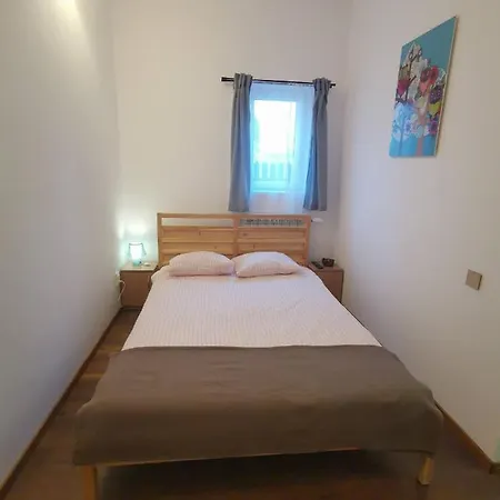 Casa Bunicilor Holiday home *